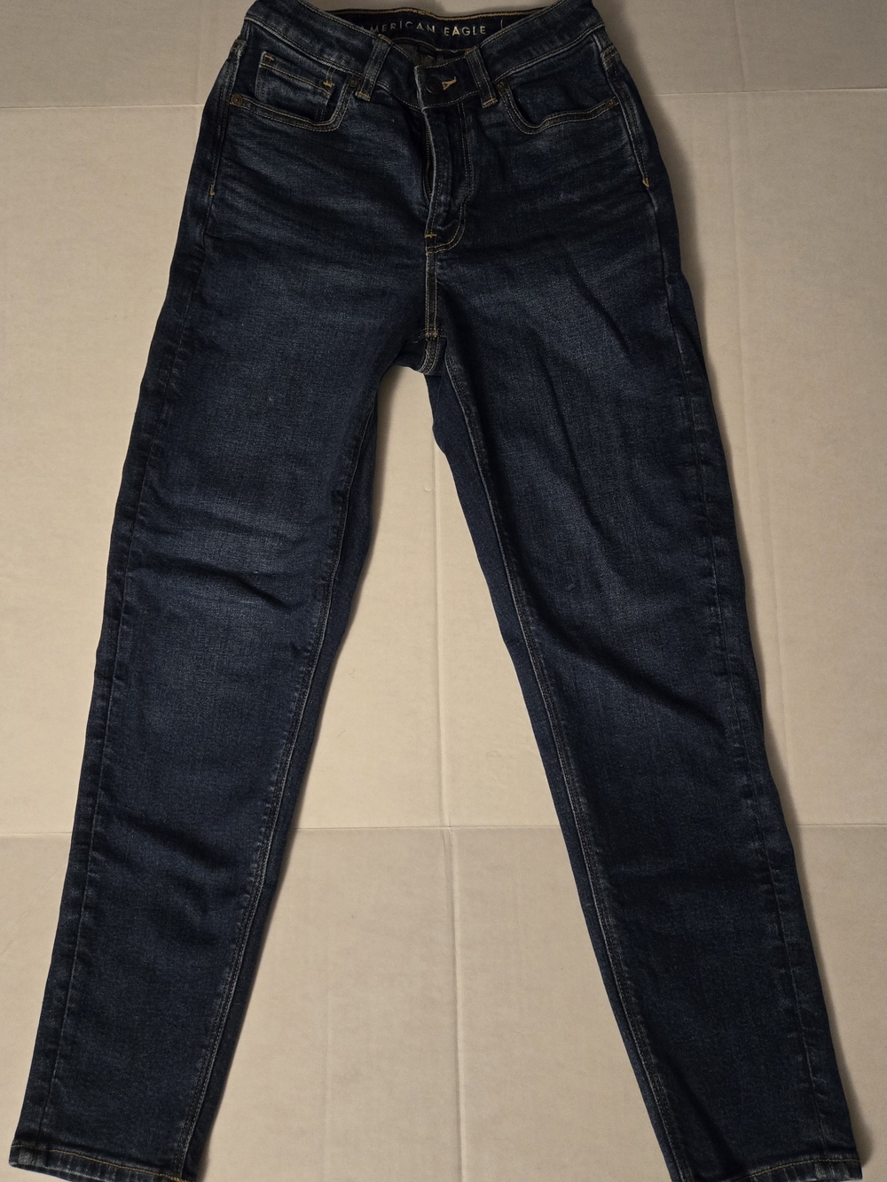 American Eagle Dark Wash High-Waisted Stretch Jeans Size 0 Reg